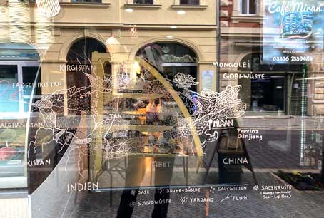 Teppich mit dem Marmorboden meiner Kindheit